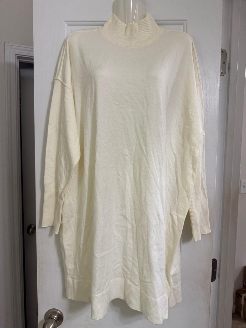 Steve Madden Oatmeal Cream Turtleneck Oversized Knit Sweater